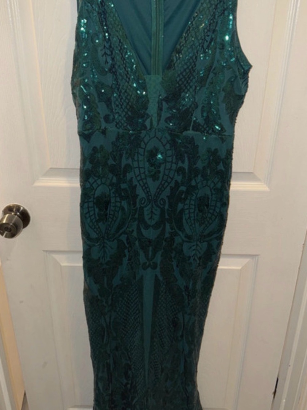 Emerald Sequin V-Neck Evening Dress